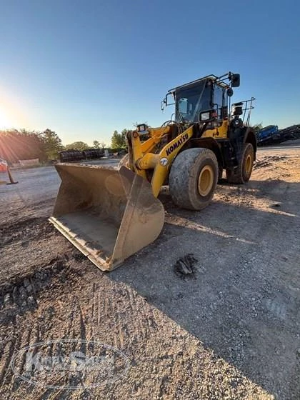 Used Komatsu Loader